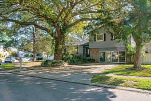 1048 LUNDY COURT