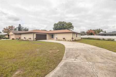 913 S HERON CIRCLE