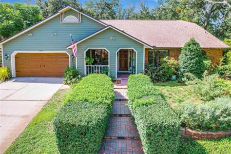 4685 CREEKVIEW LANE