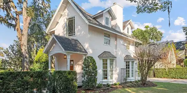 1500 HARRIS CIRCLE