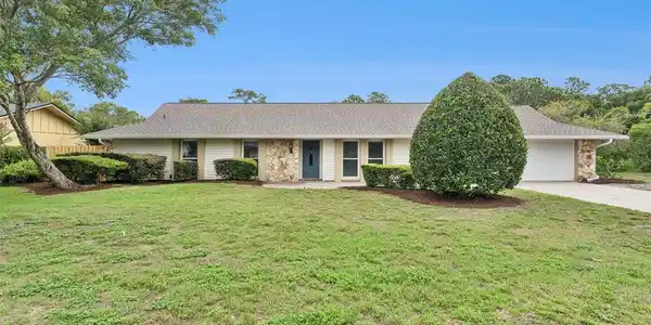 700 BLUE LAKE DRIVE