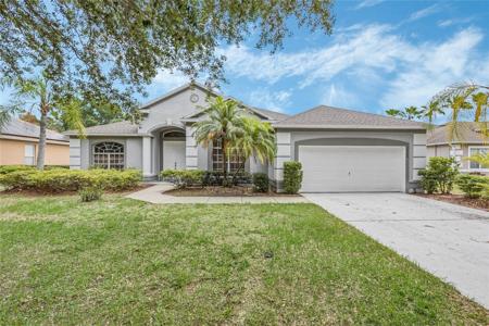 1903 LAZY OAKS LOOP