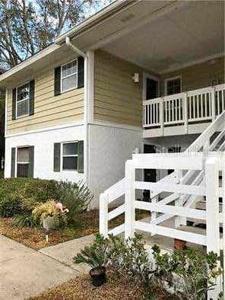 8243 FAIRWAYS CIRCLE