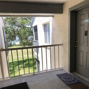 2075 ISLE ROYALE COURT SE