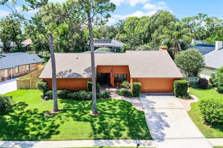 464 WILD OAK CIRCLE