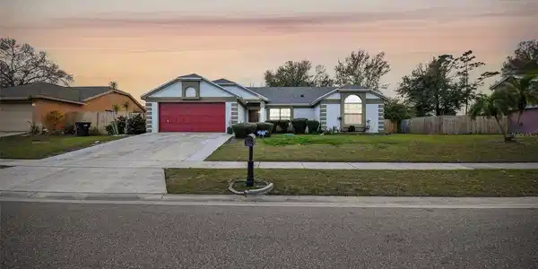 5711 GRAND CANYON DRIVE