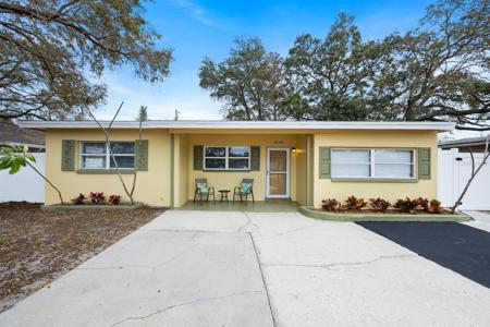 2169 CAPRI DRIVE