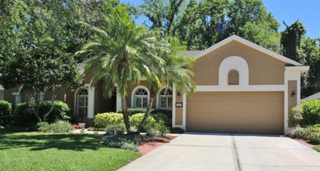 392 TWELVE OAKS DRIVE