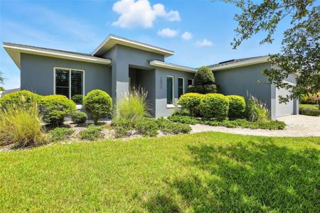 1075 CHASE DRIVE