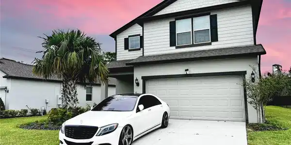 17212 GOLDCREST LOOP