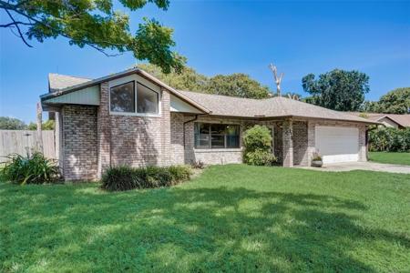 112 RIDGEVIEW DRIVE