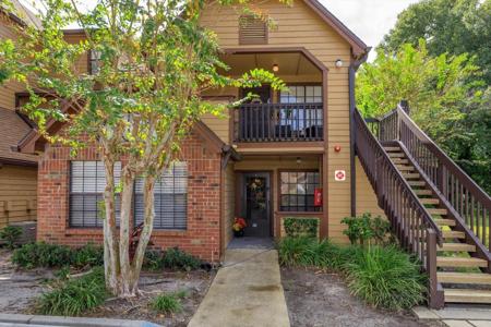 465 FORESTWAY CIRCLE