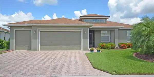 5309 GREEN DRIVE