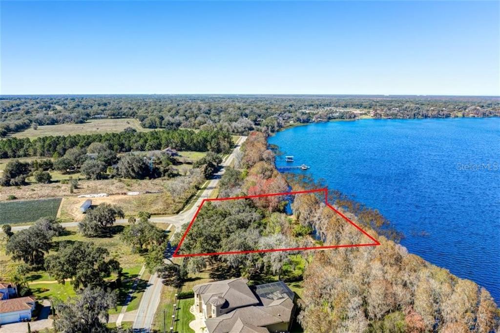 11702 THONOTOSASSA, THONOTOSASSA, FL lhrmls00887596