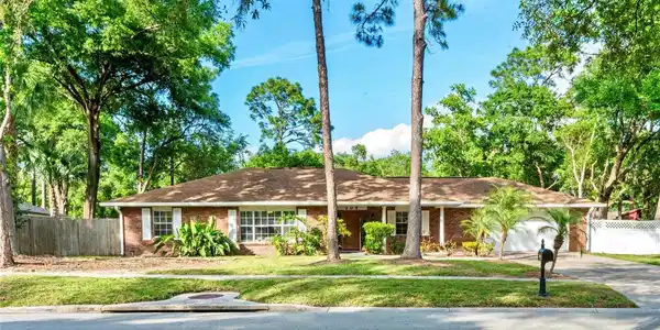 205 BLUE LAKE DRIVE