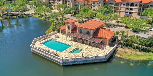 7710 LAKE VISTA COURT