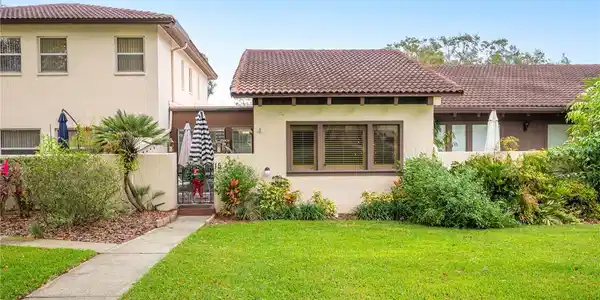 15 LOMA VERDE