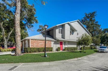 605 CHESTNUT OAK CIRCLE