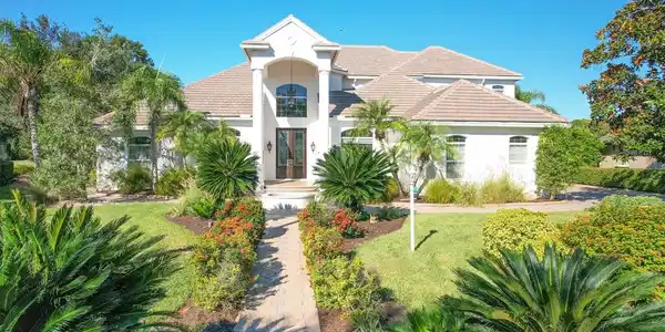 7954 ROYAL BIRKDALE CIRCLE