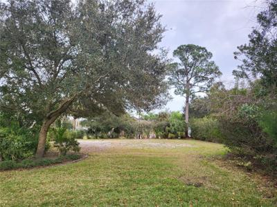 4 SANDPIPER COURT