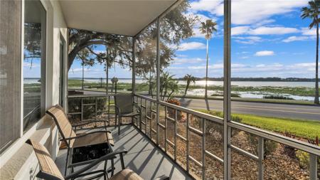 1600 W LAKE PARKER DRIVE