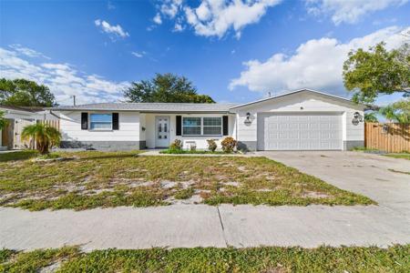 5735 MOSAIC DRIVE