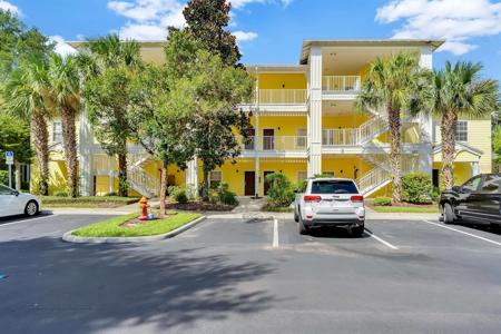 806 LUCAYA LOOP