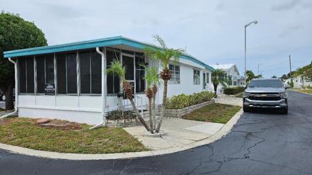 8300 SEMINOLE BOULEVARD