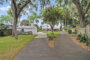 608 N SHORE DRIVE