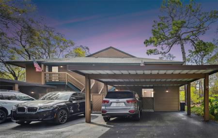 2005 LENNOX ROAD E