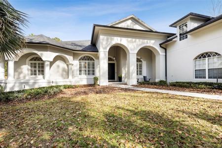 102 BRIDGEWOOD COURT