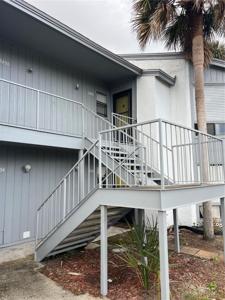 2402 LEMON TREE LANE