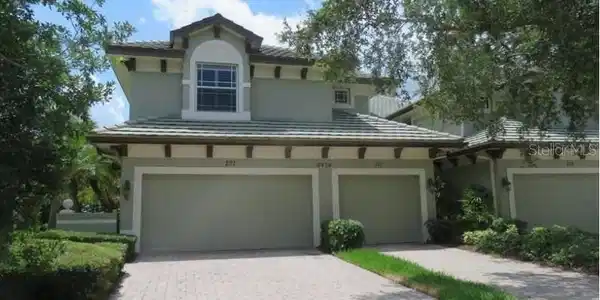 6434 MOORINGS POINT CIRCLE