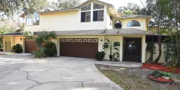 35 SUNRISE VILLAS LANE