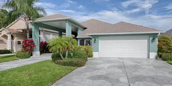 16423 CITRUS PARKWAY