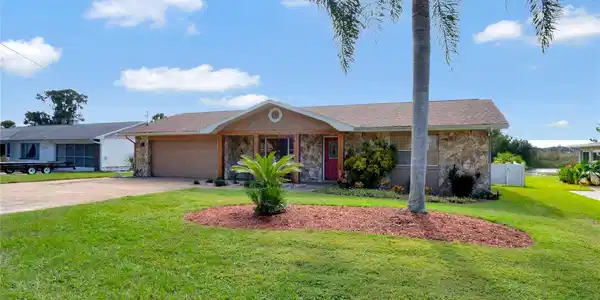9134 E POINT O WOODS DRIVE