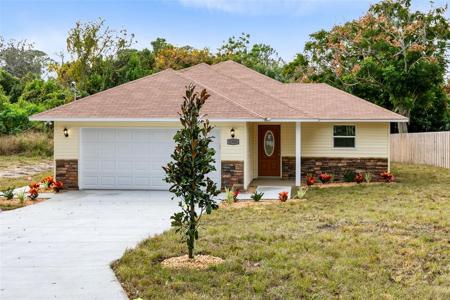 2380 CRESCENT DRIVE