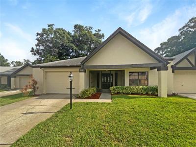 948 ROSEWOOD LANE