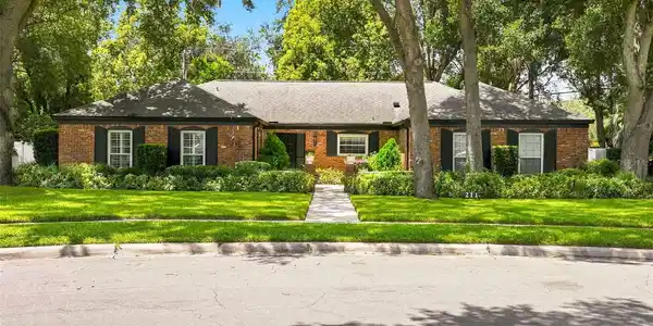 211 TALMEDA TRAIL