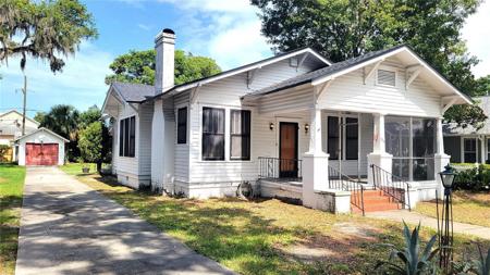 206 N HIGHLAND AVENUE