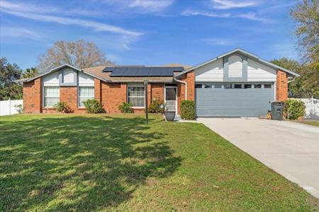 1901 PINE NEEDLE TRAIL