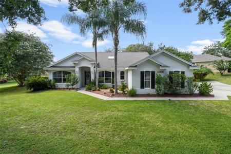 13705 VIA ROMA CIRCLE