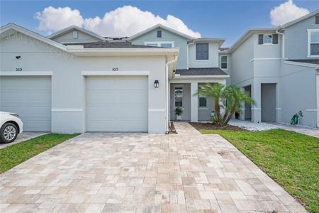 1015 LA MIRADA CT