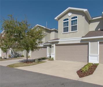 2262 MONTVIEW DRIVE