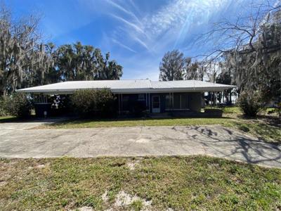 1391 N LAKE REEDY BLVD