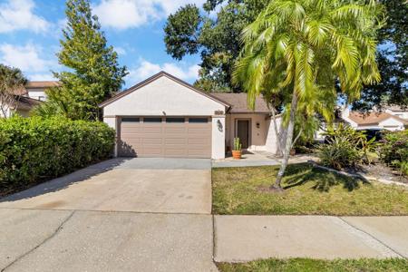 2848 SPYGLASS COVE