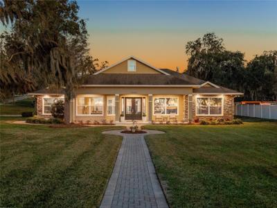 12442 LAKESHORE DRIVE