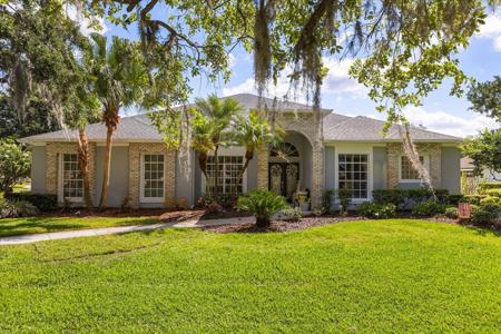 5222 HAMMOCK POINTE COURT