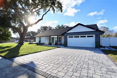 1517 SPRING RIDGE CIRCLE