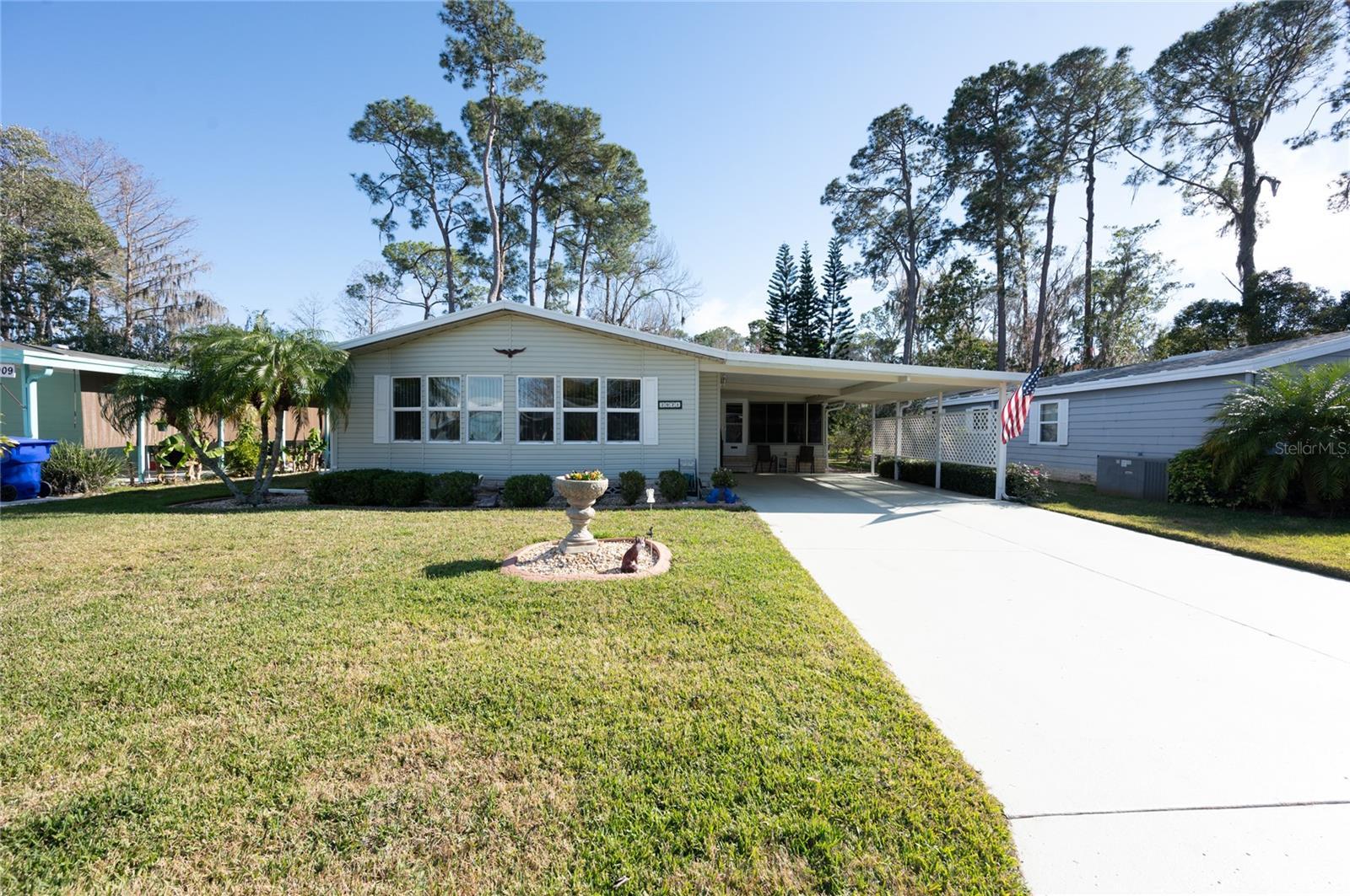 2921 MYAKKA RIVER ROAD, TAVARES, FL lhrmls01997275